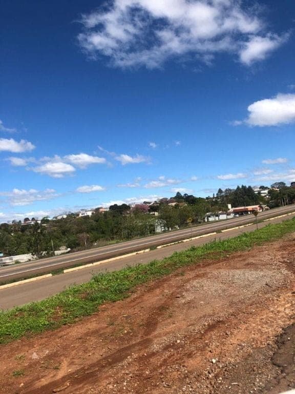 Pavilhão para locação em Loteamento Leonardo Ilha, Passo Fundo/RS